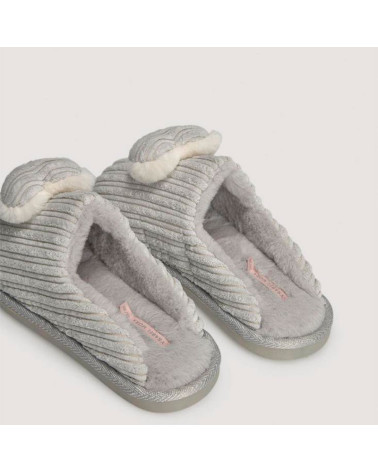 Zapatillas Home Ysabel Mora Mujer Corazón gris