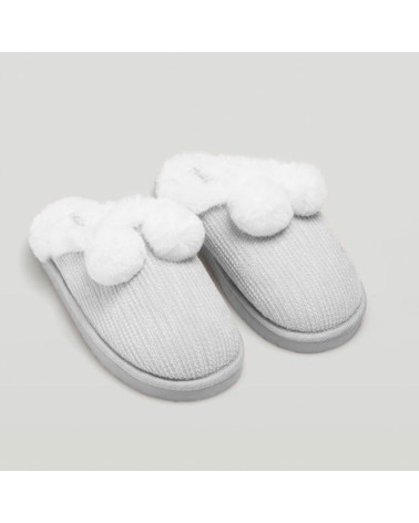 Zapatillas Home Ysabel Mora Mujer Pompón a precio económico